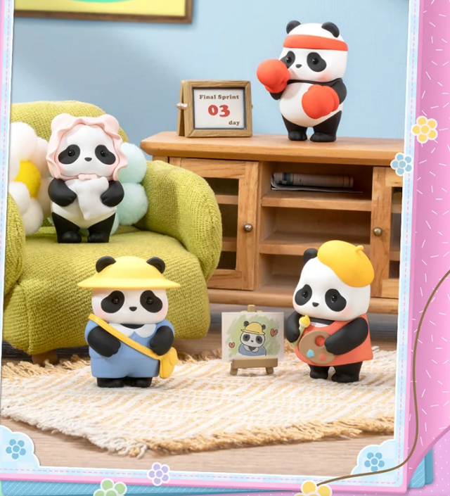 Panda Roll MiniMe Dress Up Blind Bag